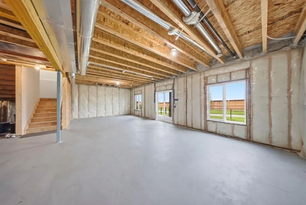 82 Waterford Crescent Chestermere AB T1X 2V1