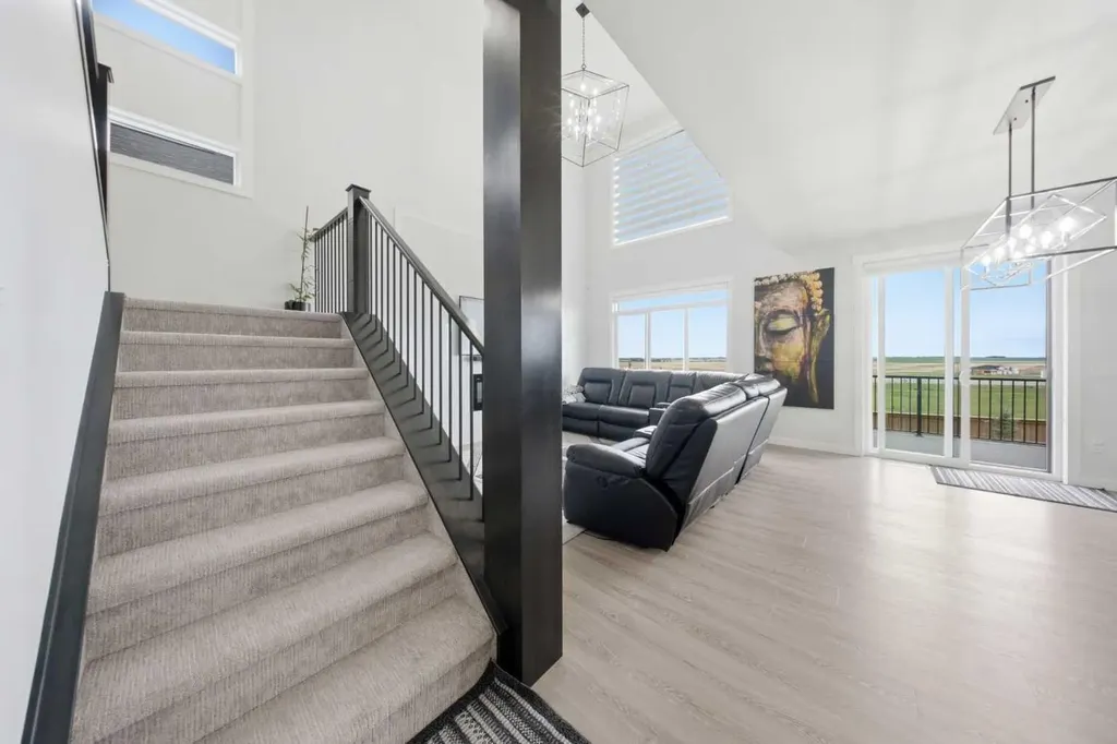 82 Waterford Crescent Chestermere AB T1X 2V1