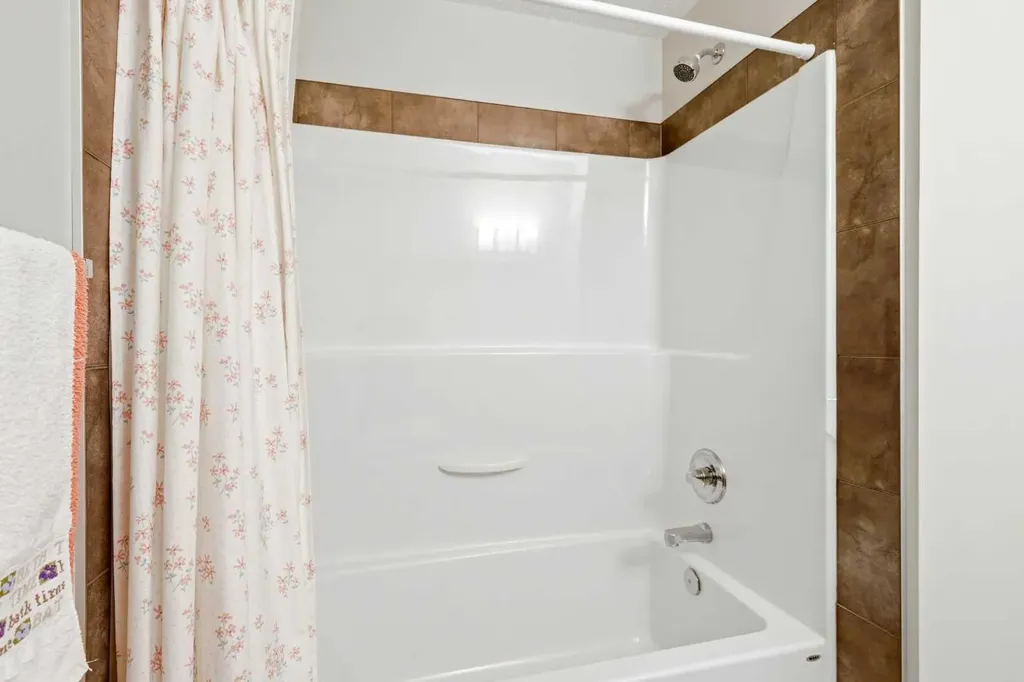 300 Marina Drive Chestermere AB T1X 0P6