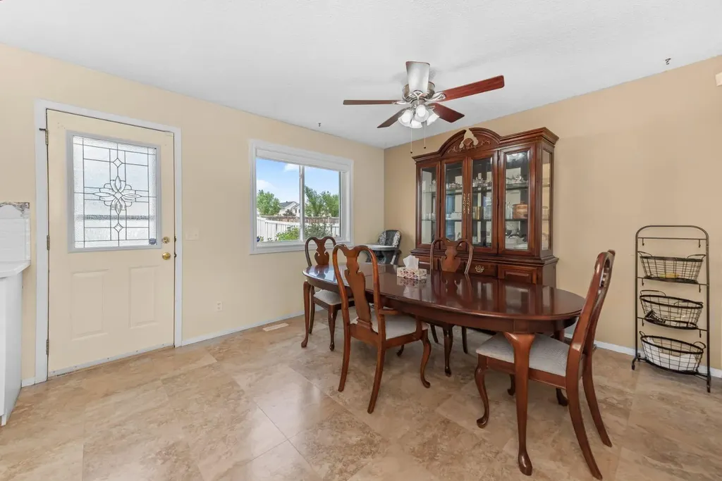 131 Coral Springs Circle NE Calgary AB T3J 3P5