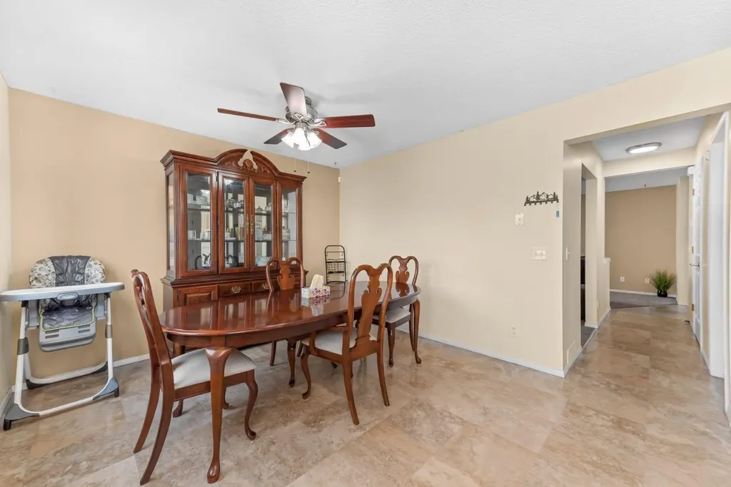 131 Coral Springs Circle NE Calgary AB T3J 3P5