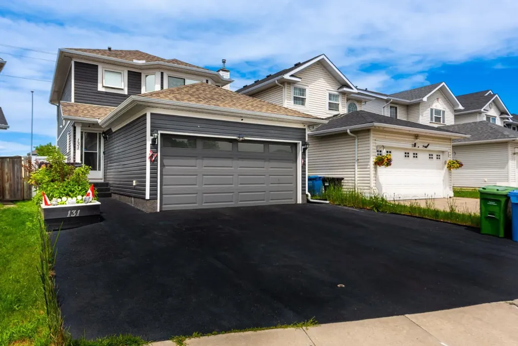 131 Coral Springs Circle NE Calgary AB T3J 3P5