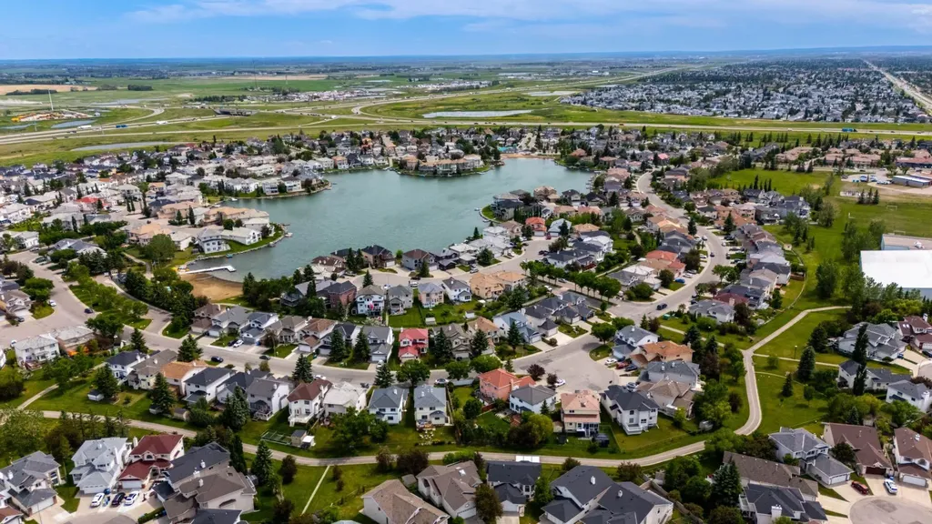 131 Coral Springs Circle NE Calgary AB T3J 3P5