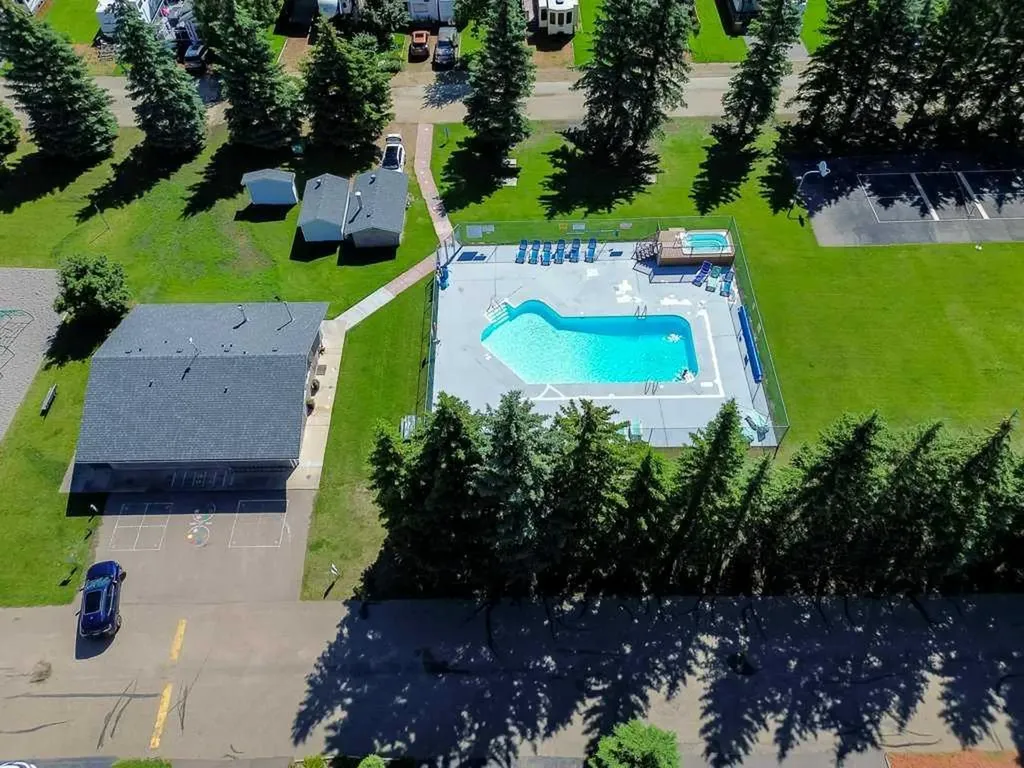 81 Points West Resort Sylvan Lake AB T4S 1T3