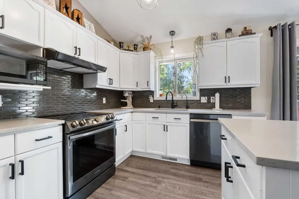 26, 591026 Range Road 114 Rural Woodlands County AB T7S 2A1