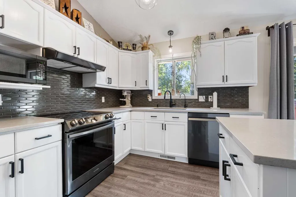 26, 591026 Range Road 114 Rural Woodlands County AB T7S 2A1