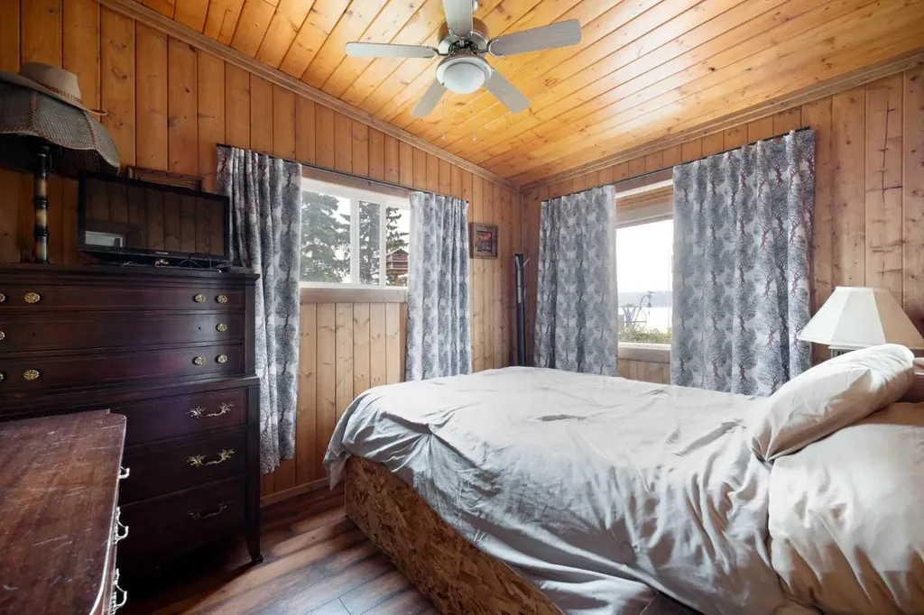 1007 Popular Rural Athabasca County AB T0A0M0