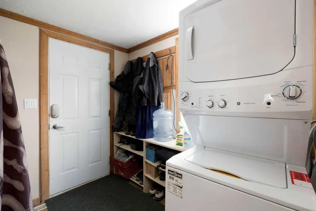 1007 Popular Rural Athabasca County AB T0A0M0