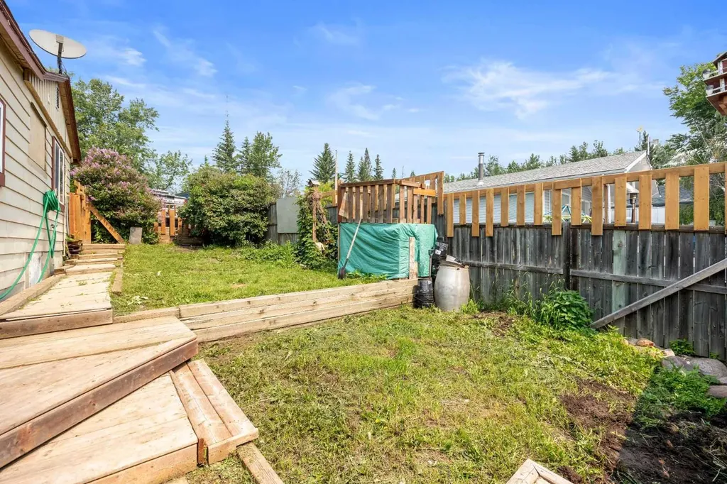 1007 Popular Rural Athabasca County AB T0A0M0