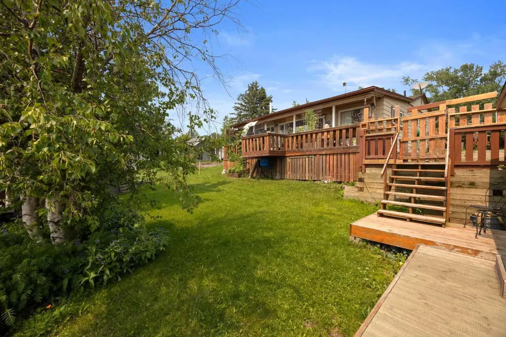 1007 Popular Rural Athabasca County AB T0A0M0