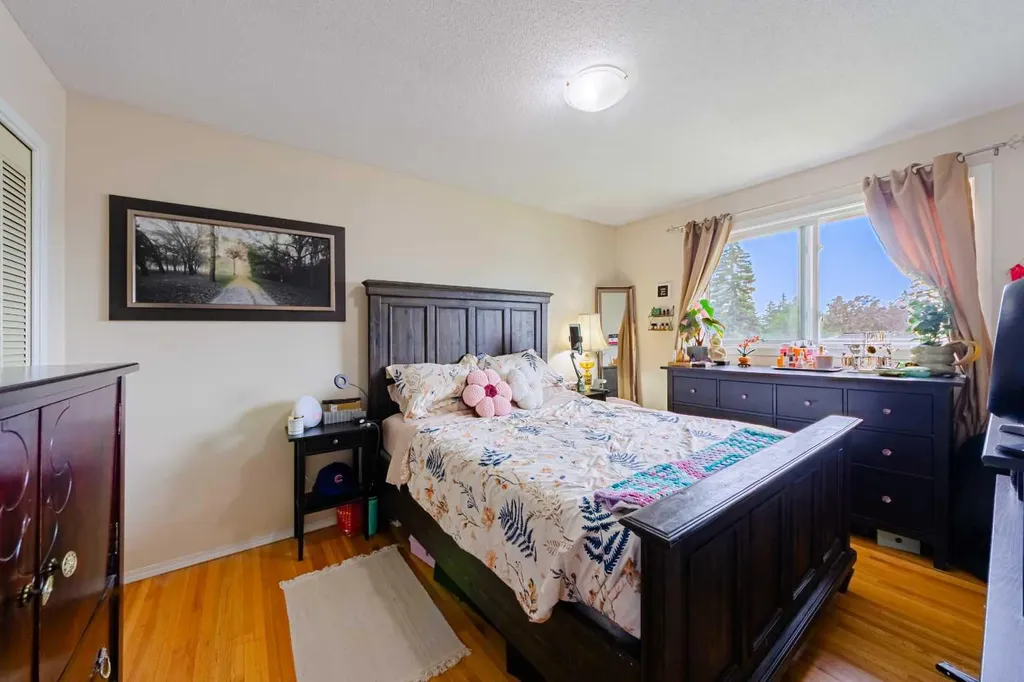 5412 14 Avenue SE Calgary AB T2A 0L3