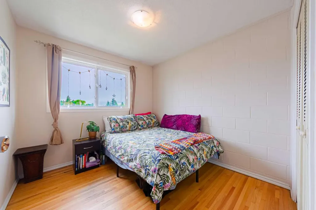 5412 14 Avenue SE Calgary AB T2A 0L3