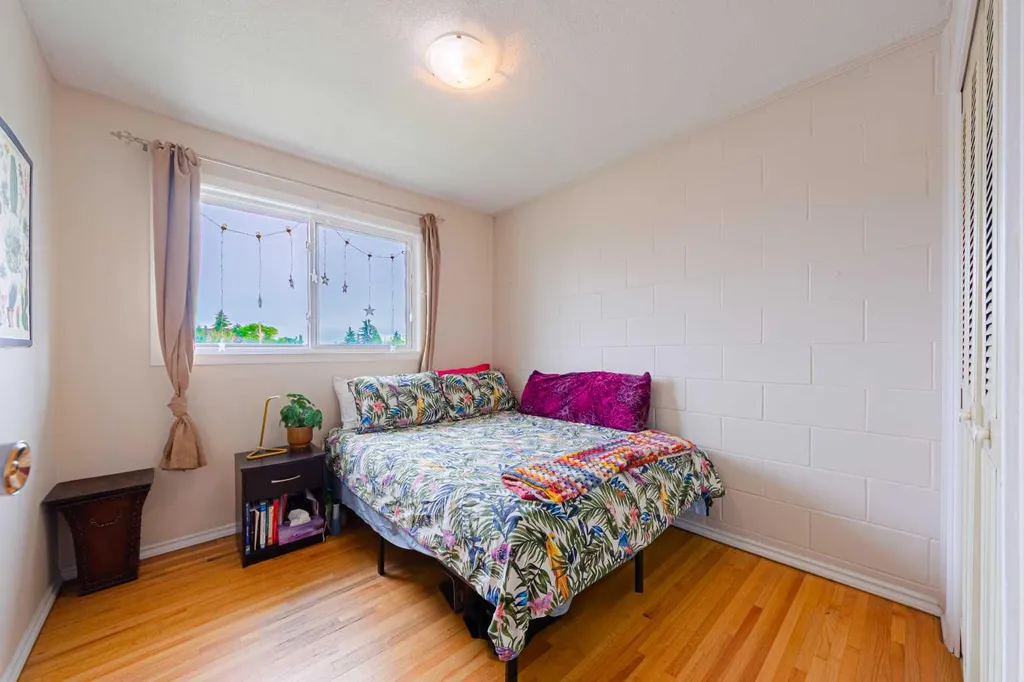 5412 14 Avenue SE Calgary AB T2A 0L3