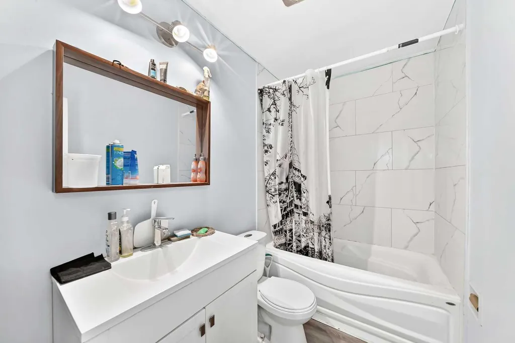 2211 19 Street NE Calgary AB t2e4y5