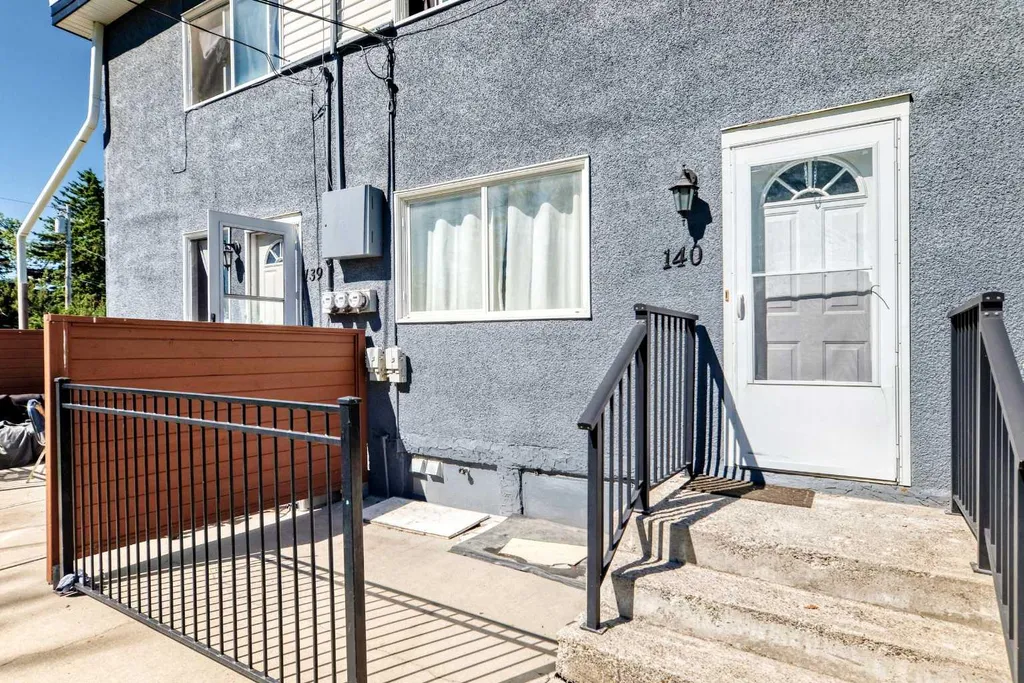 2211 19 Street NE Calgary AB t2e4y5