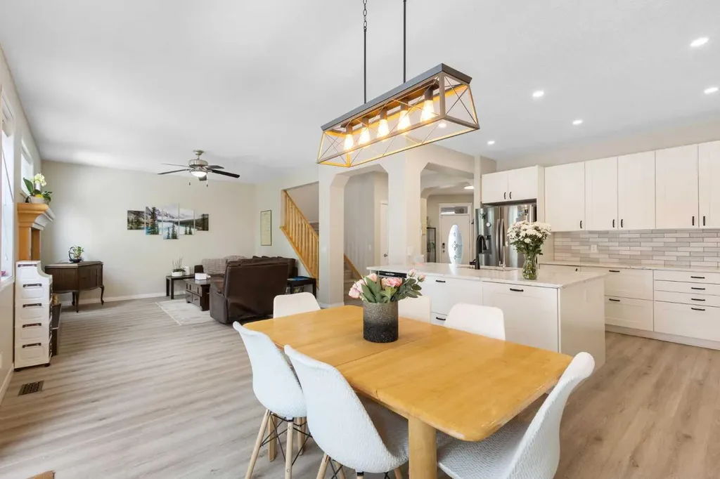92 Cranleigh Close SE Calgary AB t3m1h6