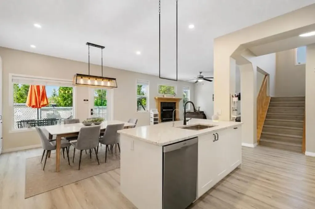92 Cranleigh Close SE Calgary AB t3m1h6