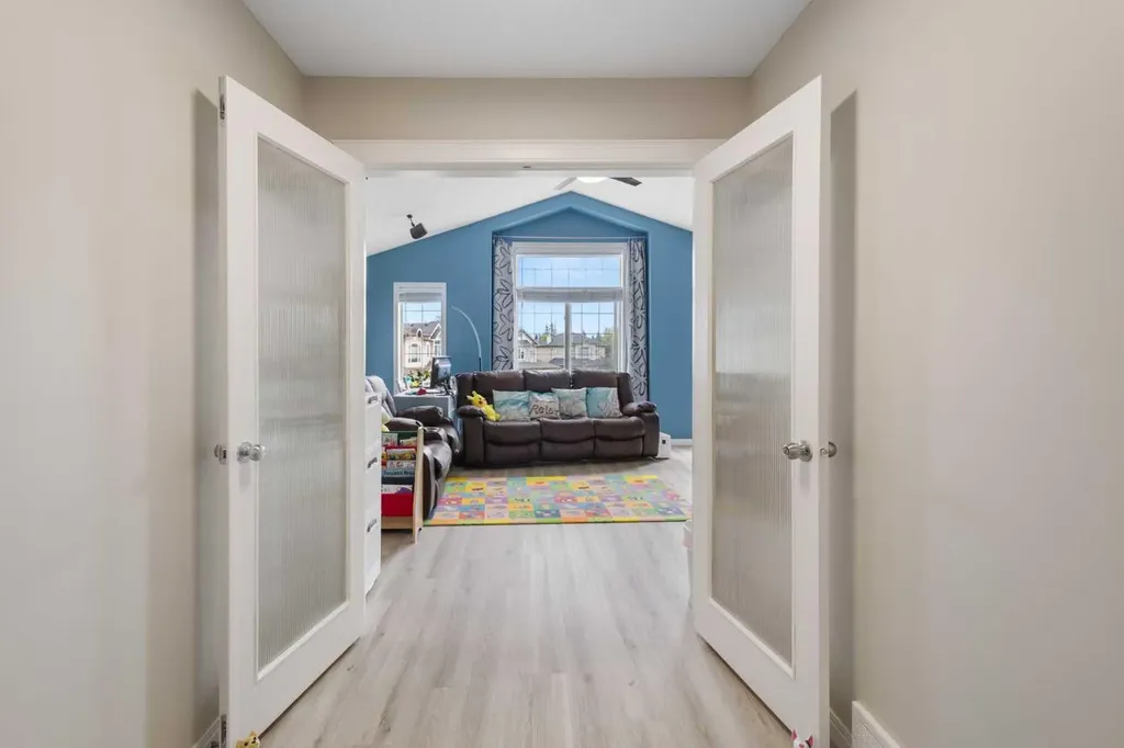 92 Cranleigh Close SE Calgary AB t3m1h6