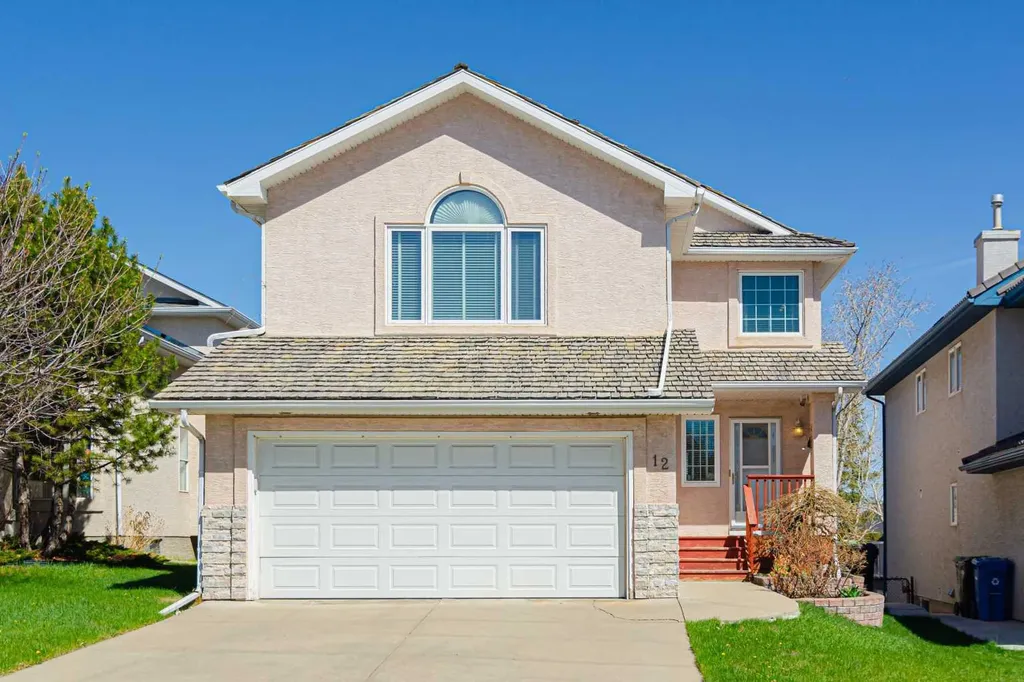 12 Hampstead Gardens NW Calgary AB T3A 5Y4