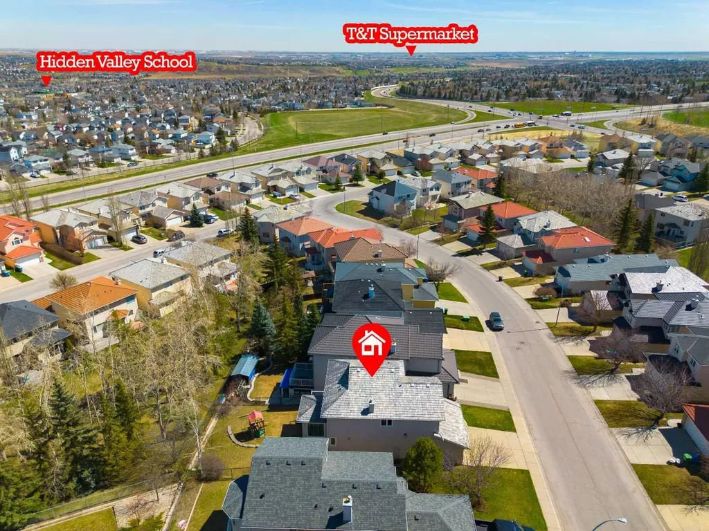 12 Hampstead Gardens NW Calgary AB T3A 5Y4