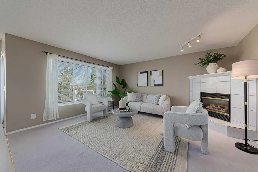 12 Hampstead Gardens NW Calgary AB T3A 5Y4