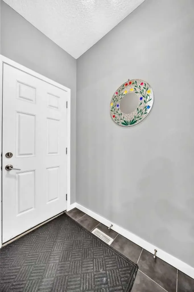 4016 New Brighton Grove SE Calgary AB T2Z 1G4