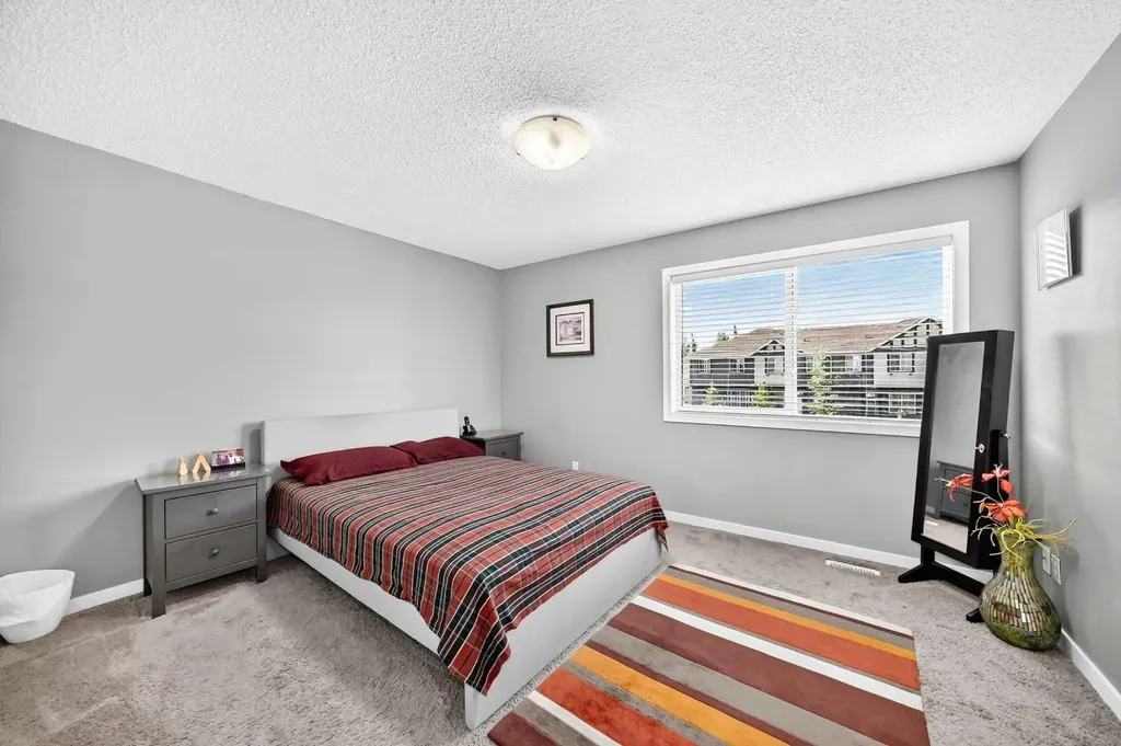 4016 New Brighton Grove SE Calgary AB T2Z 1G4