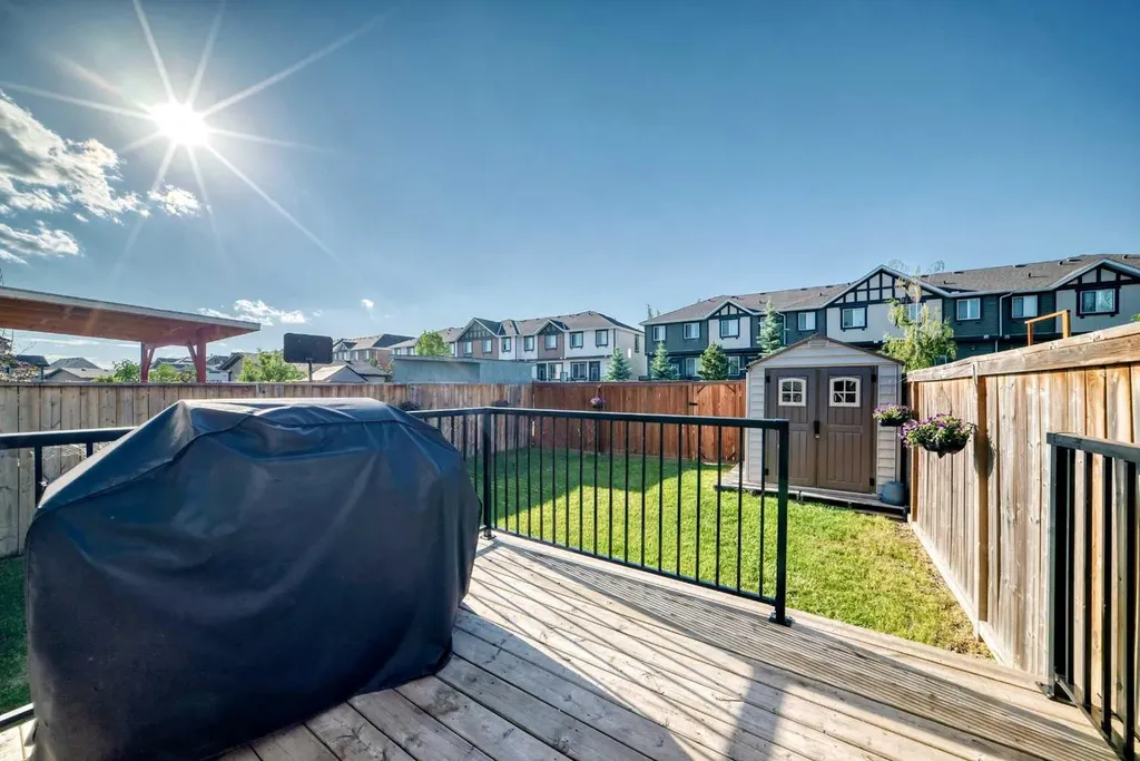 4016 New Brighton Grove SE Calgary AB T2Z 1G4
