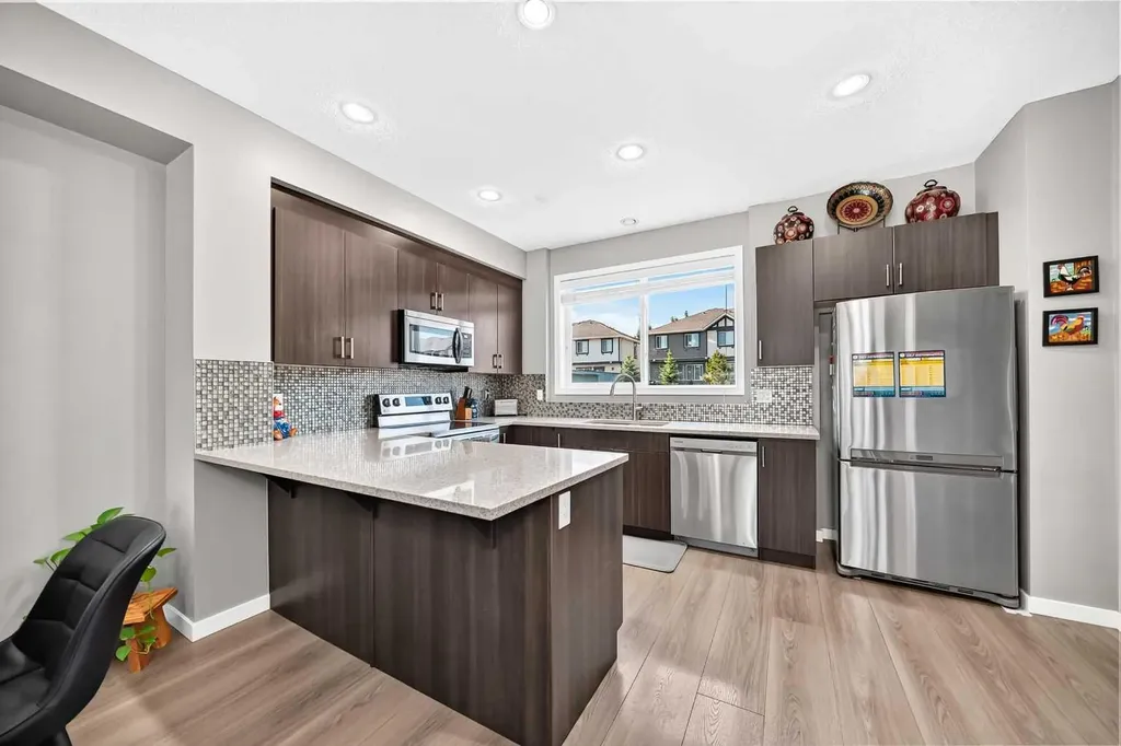 4016 New Brighton Grove SE Calgary AB T2Z 1G4
