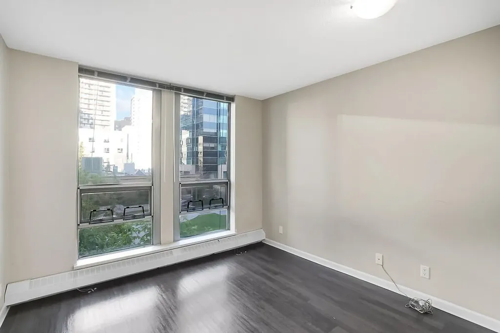 650 10 Street SW Calgary AB T2P 5G4