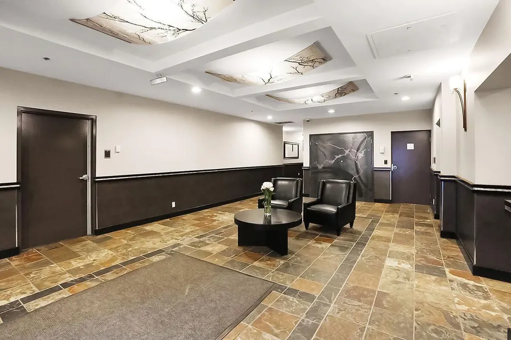650 10 Street SW Calgary AB T2P 5G4