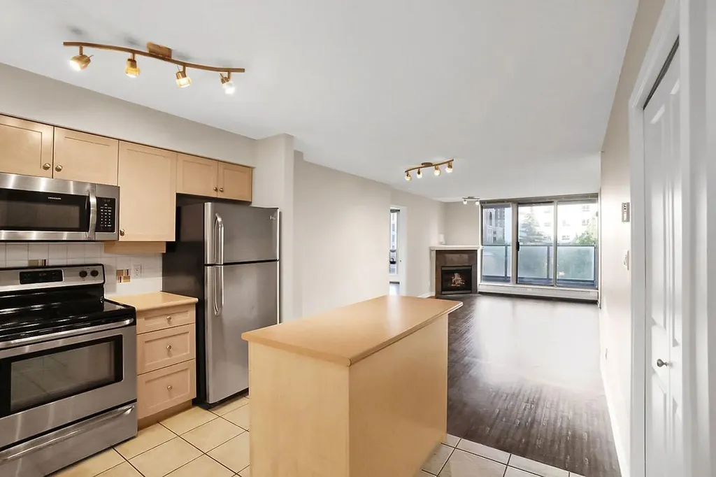 650 10 Street SW Calgary AB T2P 5G4