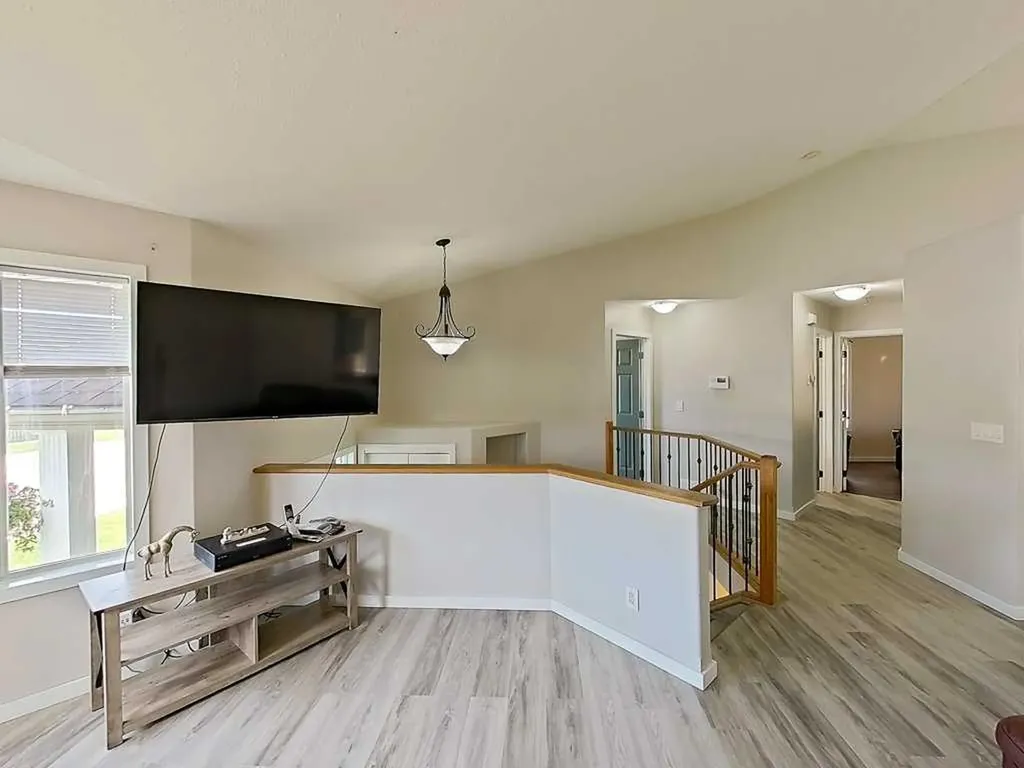 6905 58 Street Rocky Mountain House AB T4T 1V9