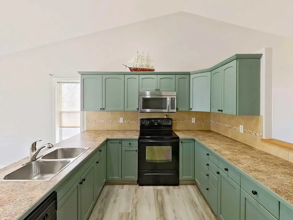 6905 58 Street Rocky Mountain House AB T4T 1V9