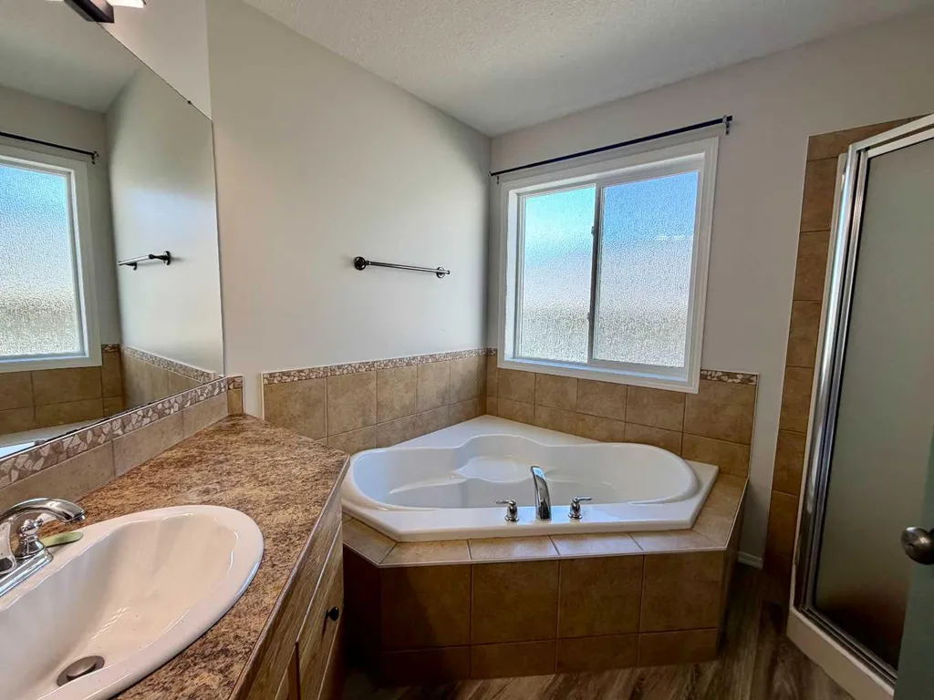 6905 58 Street Rocky Mountain House AB T4T 1V9