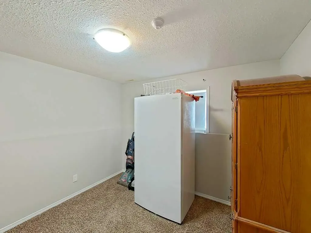 6905 58 Street Rocky Mountain House AB T4T 1V9