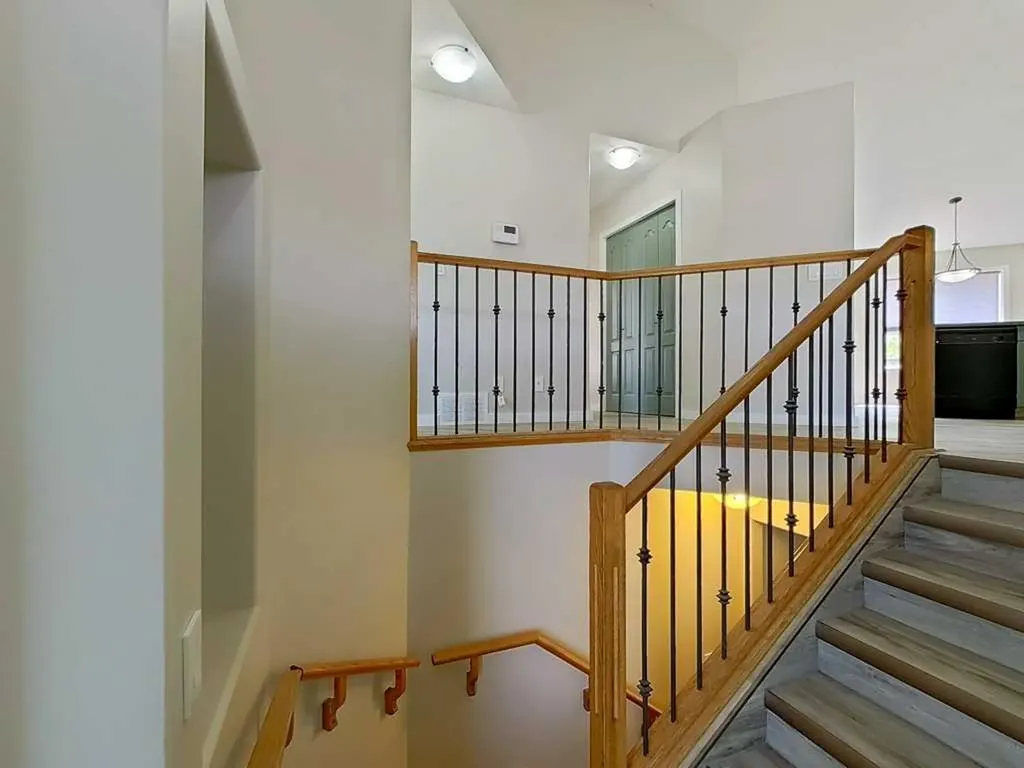 6905 58 Street Rocky Mountain House AB T4T 1V9