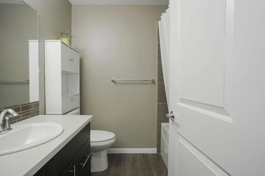 711 Beacon Hill Drive Fort Mcmurray AB T9H 3R5