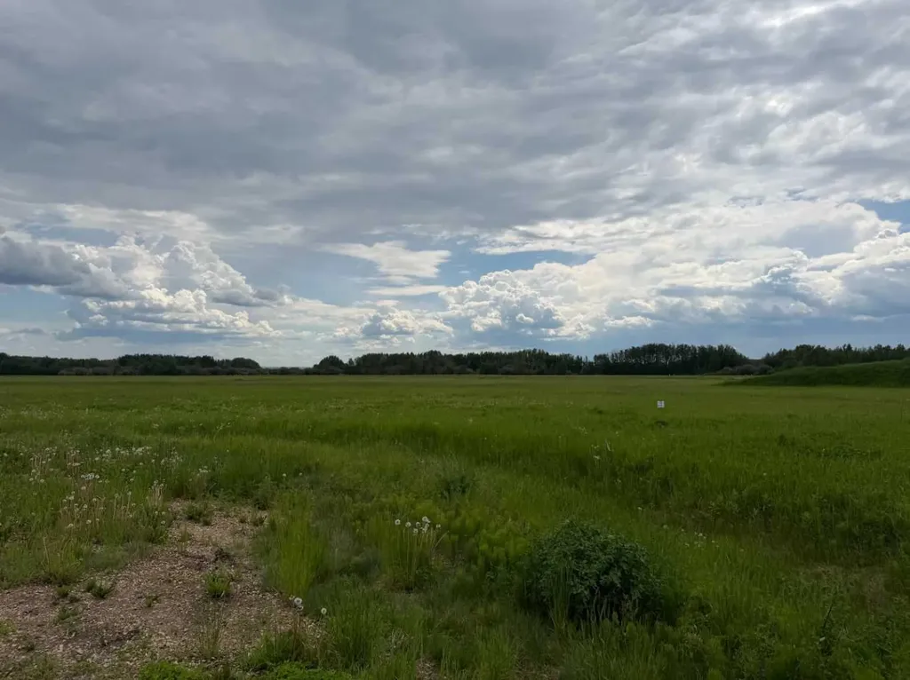18 Spruce Point Estates Road Kinuso AB T0G 2K0