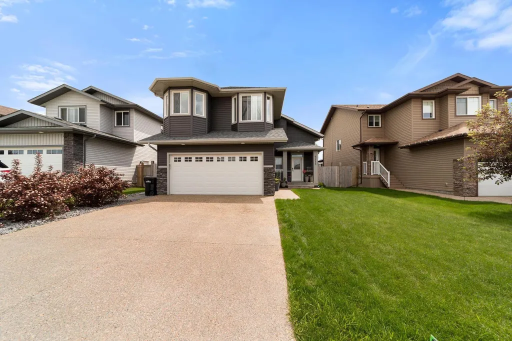 5213 36 Avenue Camrose AB T4V 5H6
