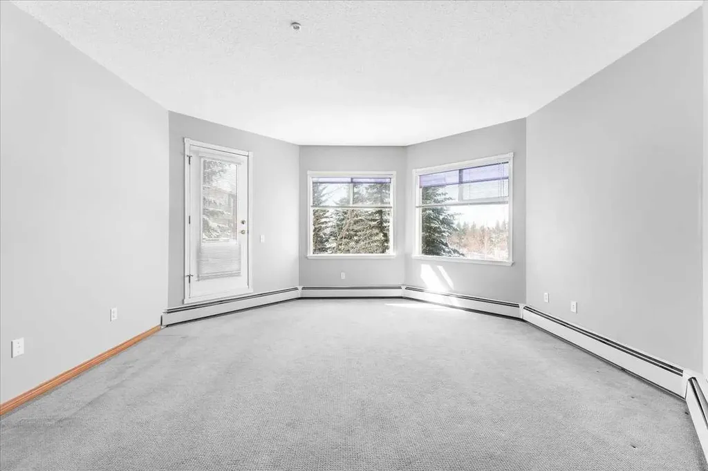 200 Lincoln Way SW Calgary AB T3E 7G7