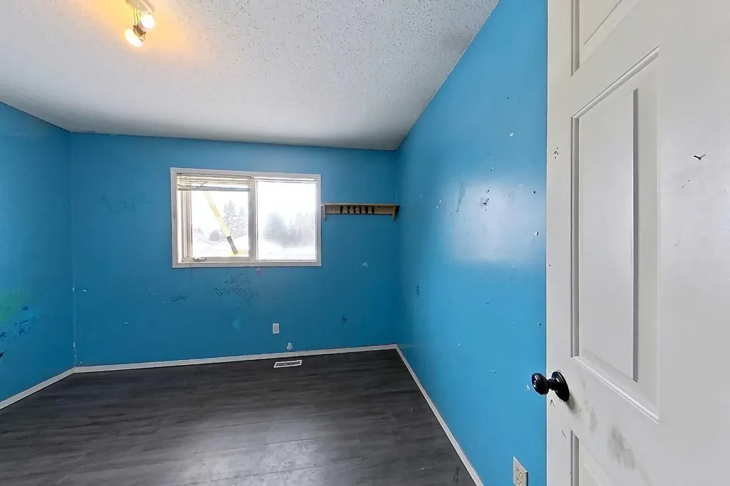 1019 12 Street SE Slave Lake AB T0G 2A3