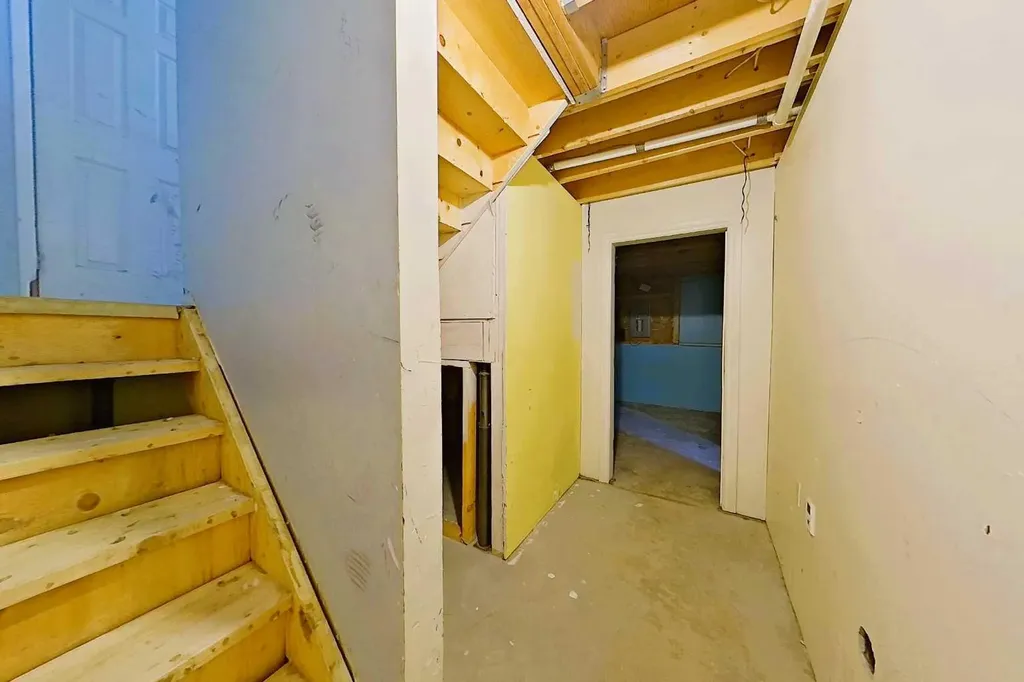 1019 12 Street SE Slave Lake AB T0G 2A3