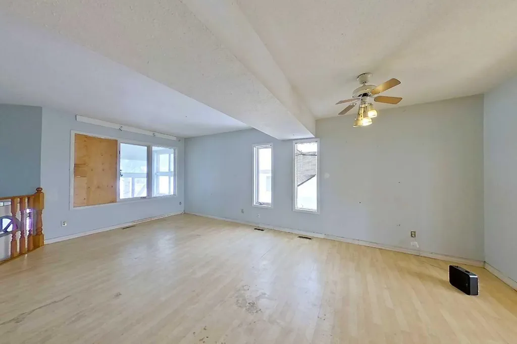 1019 12 Street SE Slave Lake AB T0G 2A3