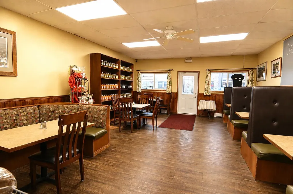 5026 51 Avenue Ponoka AB T4J 1S4