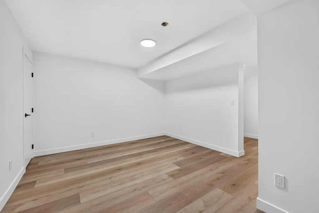 287 Pensville Close SE Calgary AB T2A 5P2
