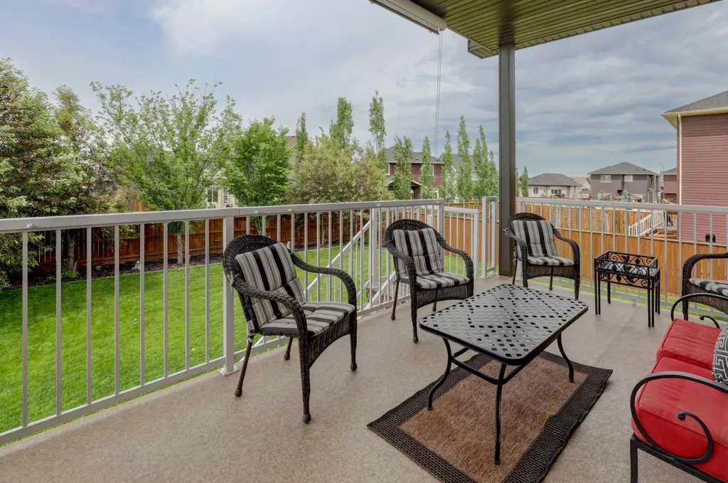 705 West Highland Link Carstairs AB T0M0N0