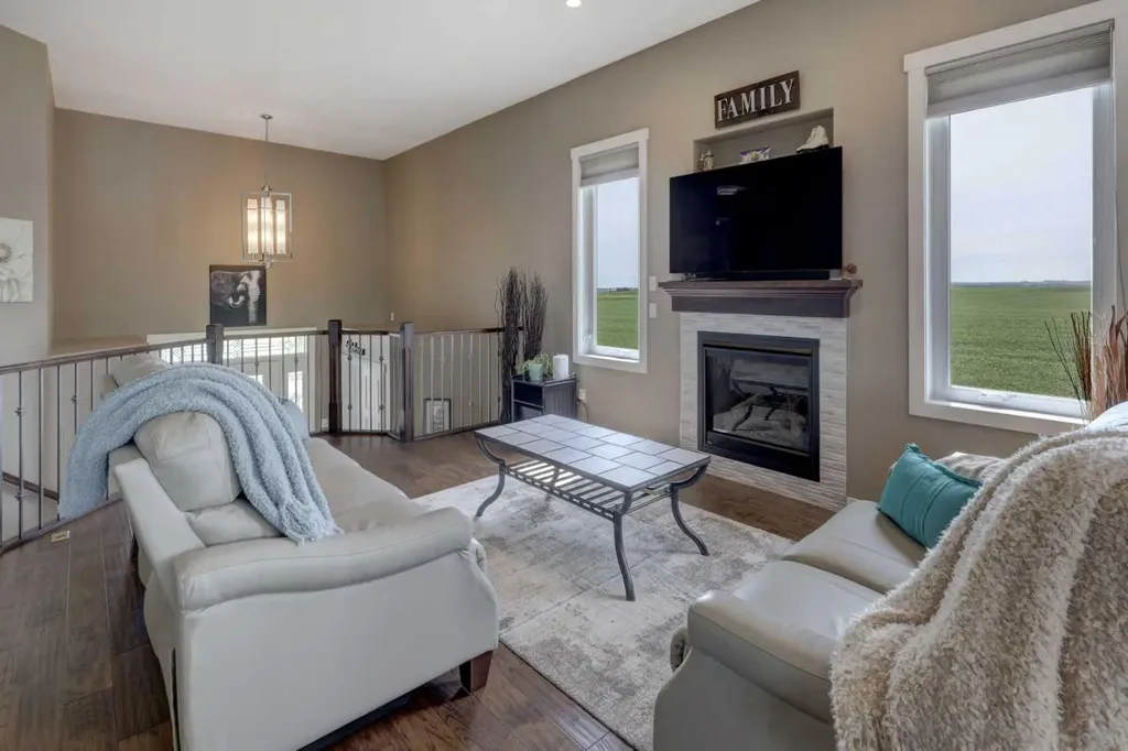 705 West Highland Link Carstairs AB T0M0N0