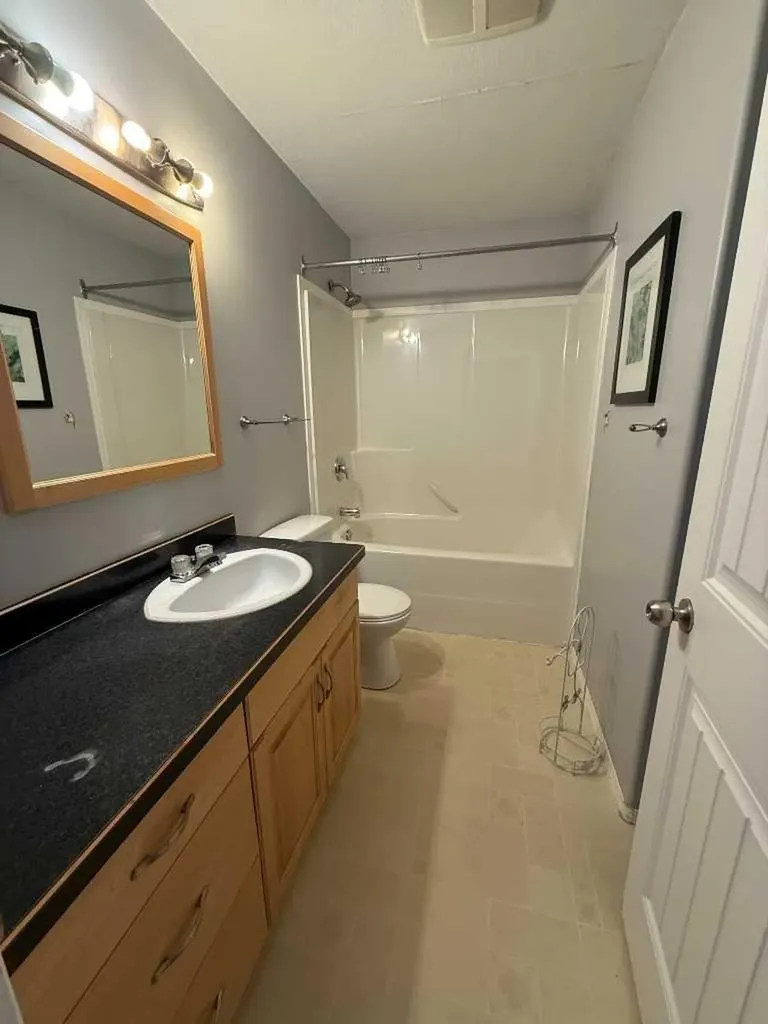 38 Bjornson Avenue High Level AB T0H 1Z0