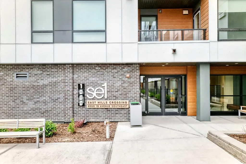 8500 19 Avenue SE Calgary AB T2A 0M8